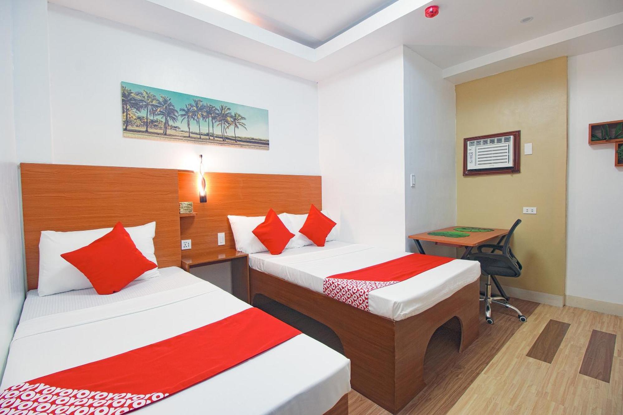 Oyo 685 K Fortune Apartelle มักตัน ภายนอก รูปภาพ